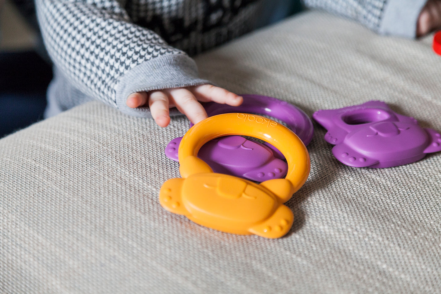 eKummy - Ring Teether - Orange