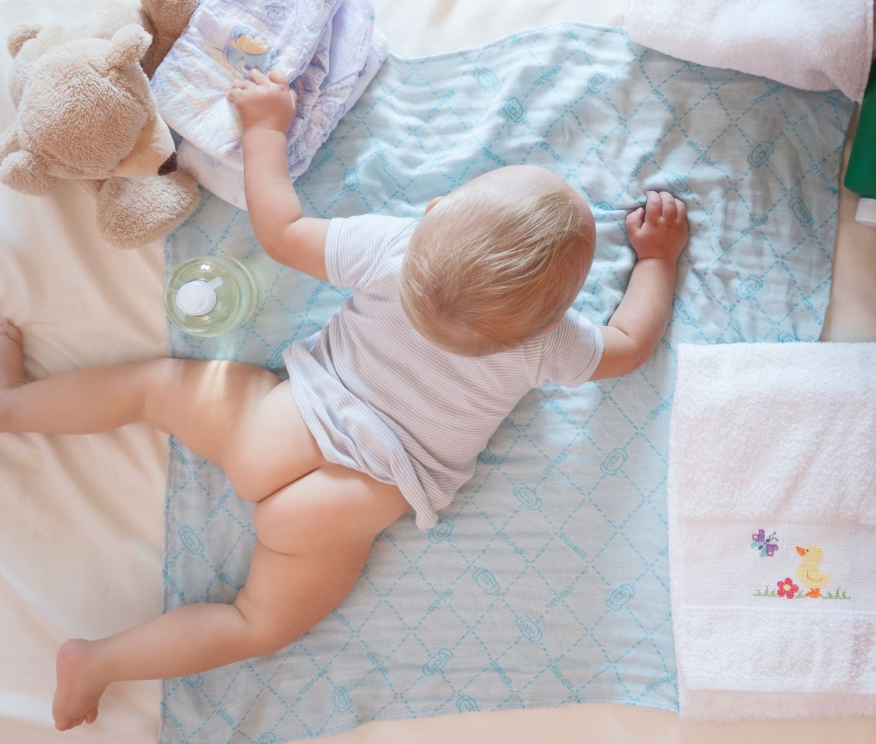 Minu - Swaddles - 70x70 - Orange/Purple